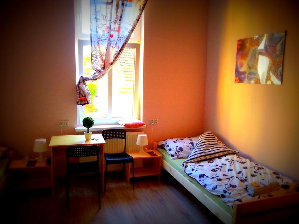 Hostel Puzzle - Jezyce Poznań Buitenkant foto