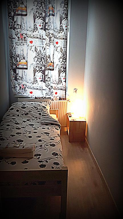 Hostel Puzzle - Jezyce Poznań Buitenkant foto