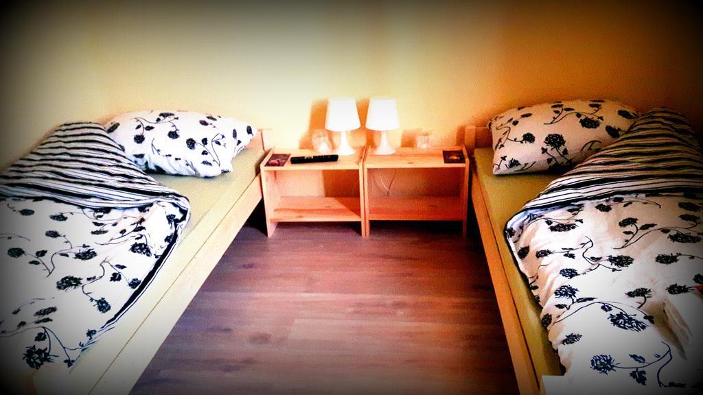Hostel Puzzle - Jezyce Poznań Buitenkant foto