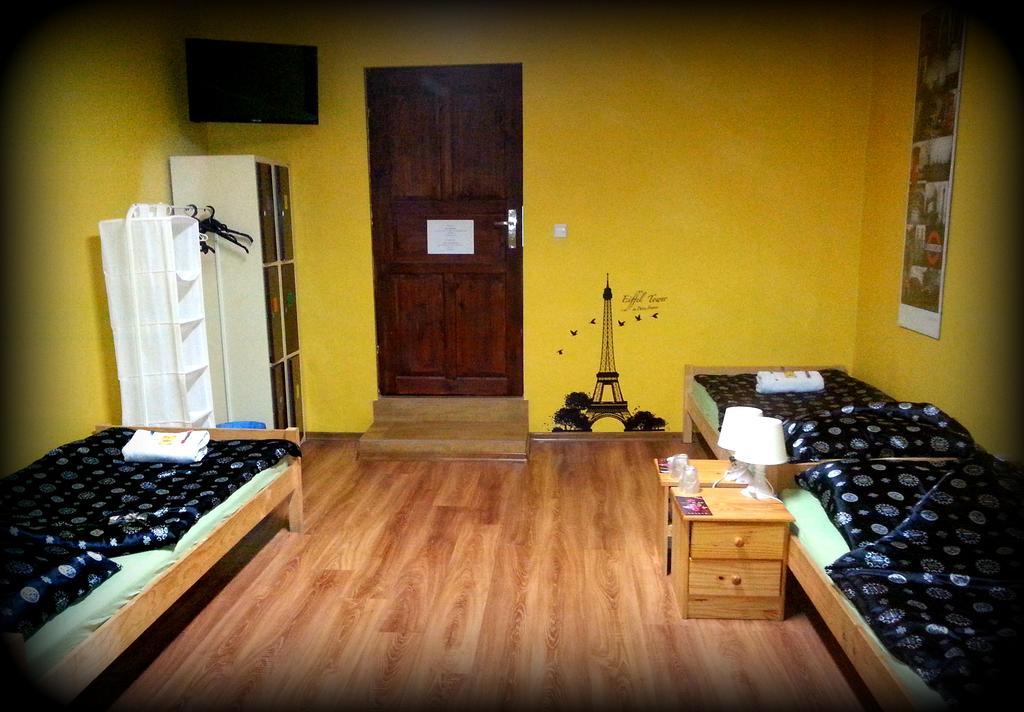 Hostel Puzzle - Jezyce Poznań Buitenkant foto
